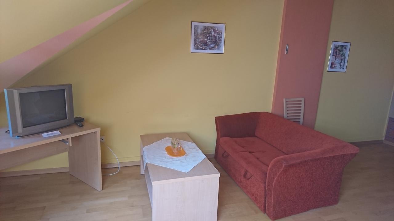 Osrodek Sportu I Rekreacji Gora Kamiensk Ozga Exterior photo